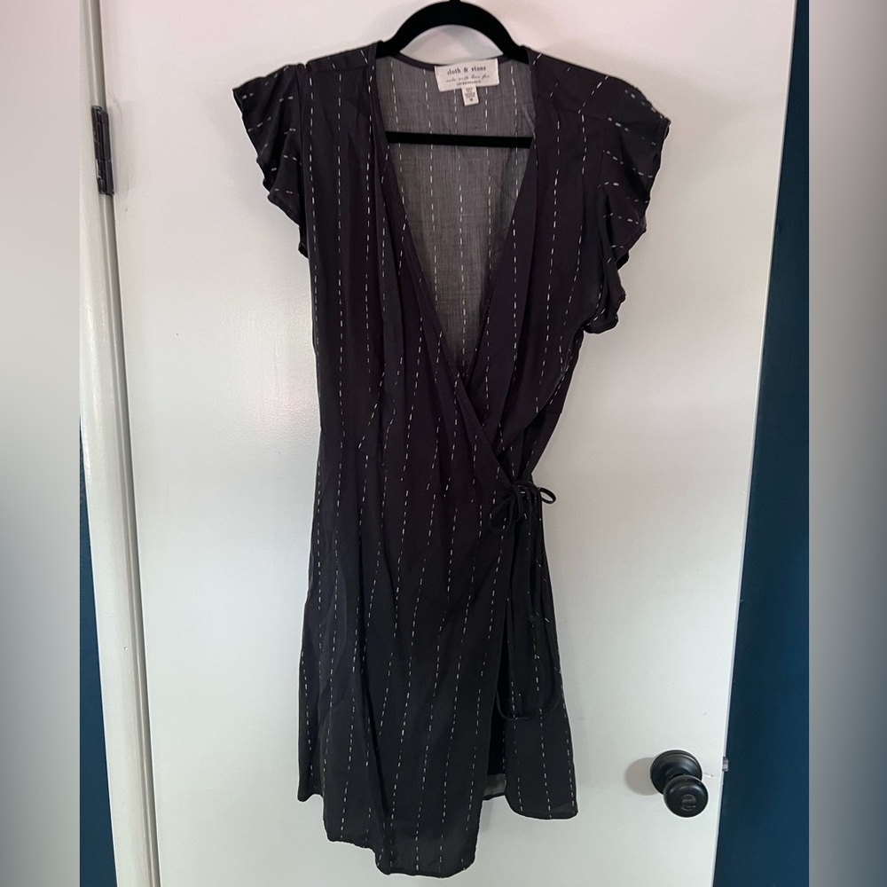 Cloth and stone wrap dress